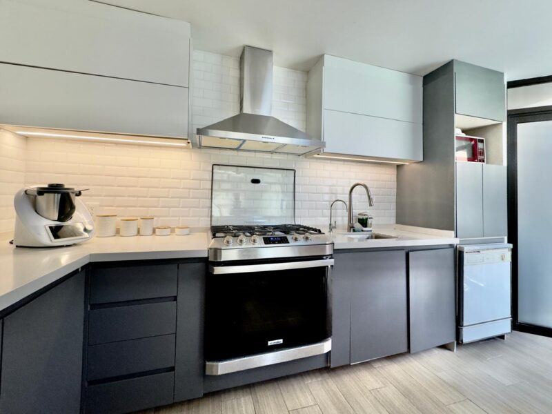 Casa en Venta en Vista Hermosa | Jardín Privado | 3 Recámaras | 4 Estacionamientos