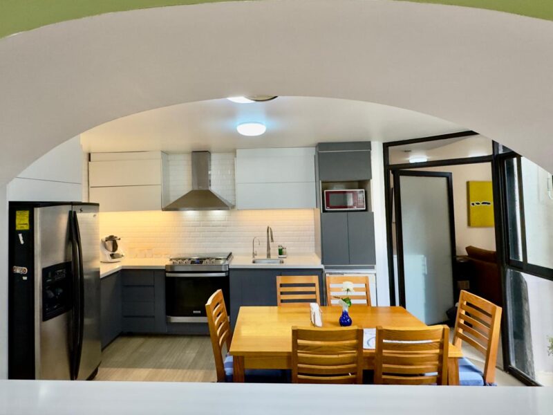 Casa en Venta en Vista Hermosa | Jardín Privado | 3 Recámaras | 4 Estacionamientos