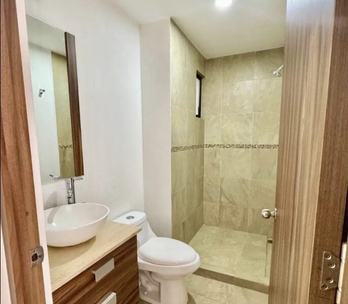 Departamento con patio privado y doble altura en Ciudad de los Deportes