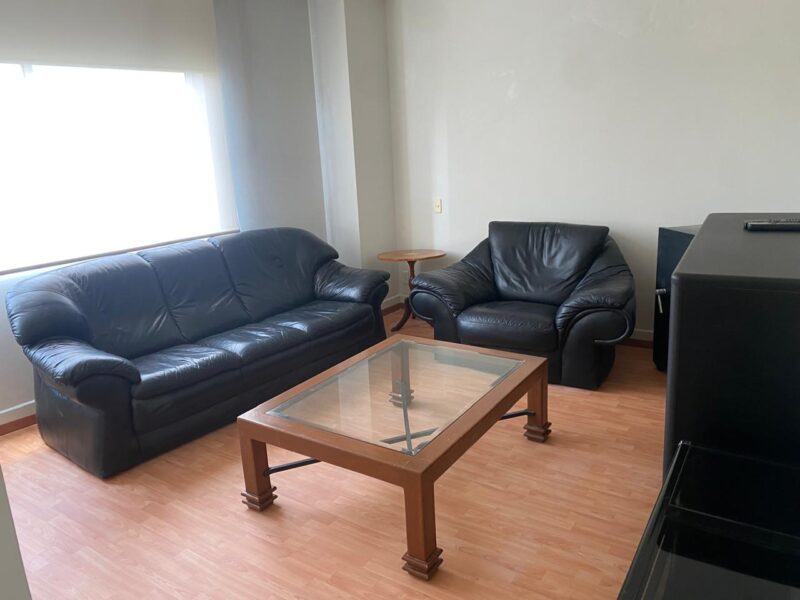 Departamento amueblado en renta en Villa Florence | 225 m² | 3 estacionamientos y amenidades premium