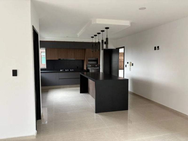 Casa en venta con vistas al club de golf | 1,000 m² | gym y spa privados