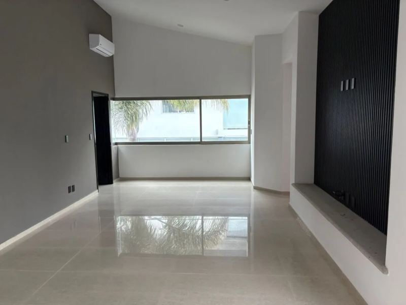 Casa en venta con vistas al club de golf | 1,000 m² | gym y spa privados