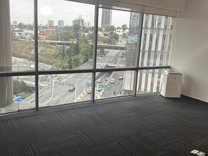 Oficina en renta en Interlomas equipada | lista para operar | 116 m² | iluminación y vistas