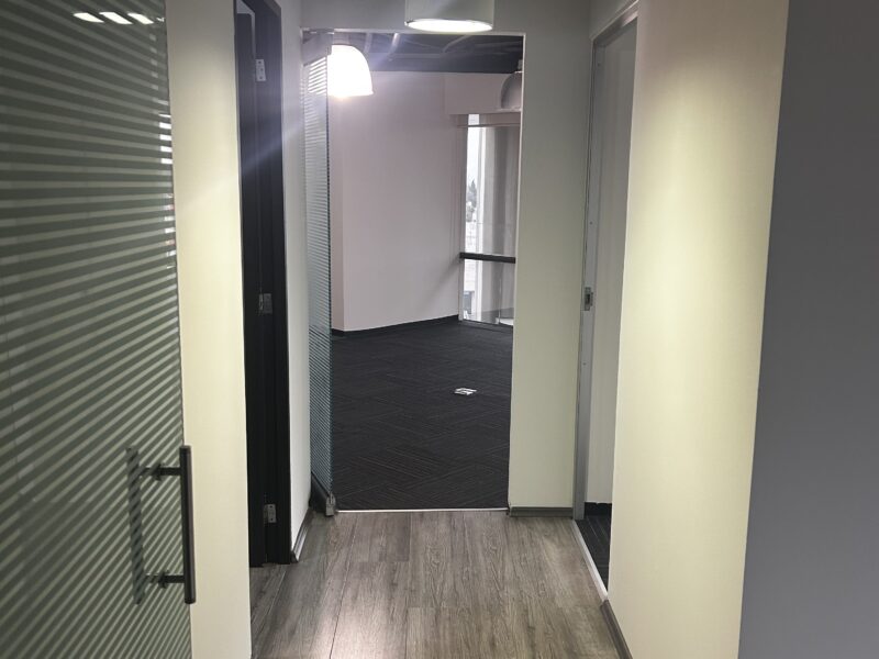 Oficina en renta en Interlomas equipada | lista para operar | 116 m² | iluminación y vistas